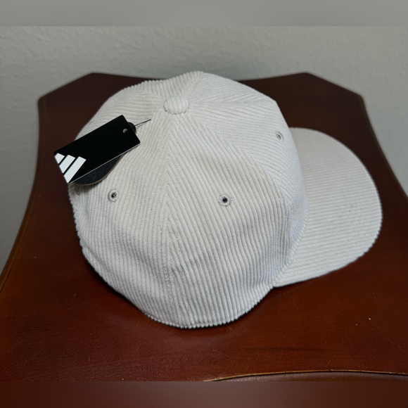 Premium Sport 5-Panel Structured Medium Crown Adjustable Fit Snapback Hat unisex - Picture 9 of 11